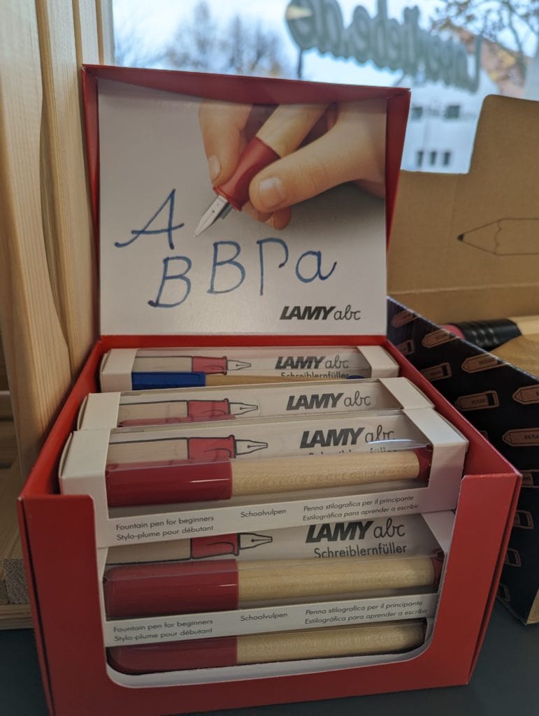 Lamy Display für Personalisierte Füller der Serie ABC für Klasse bestellen