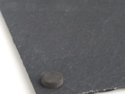 Schieferplatte mit Gravur Unterseite Filzgleiter