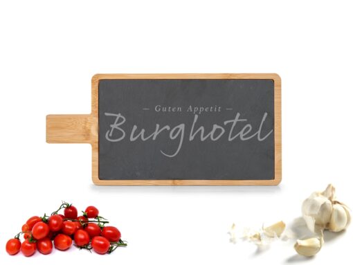 Servierbrett mit Schiefereinlage mit Gravur Beispiel Burghotel